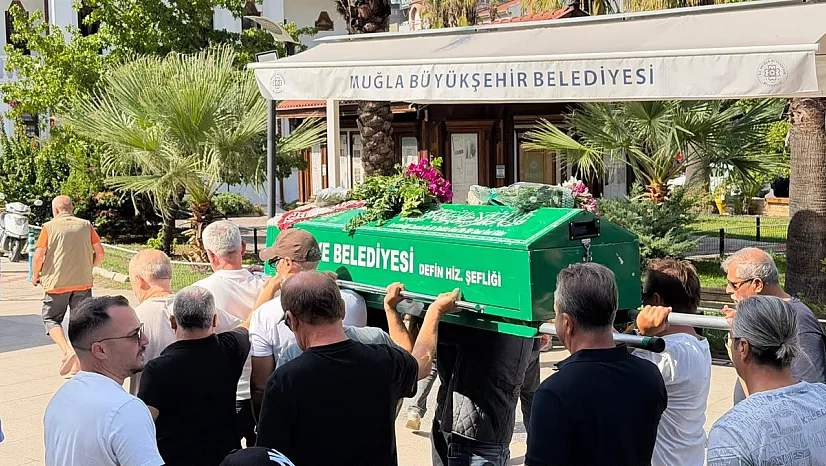 Gülümser Erol Fethiye'de son yolculuğuna uğurlandı