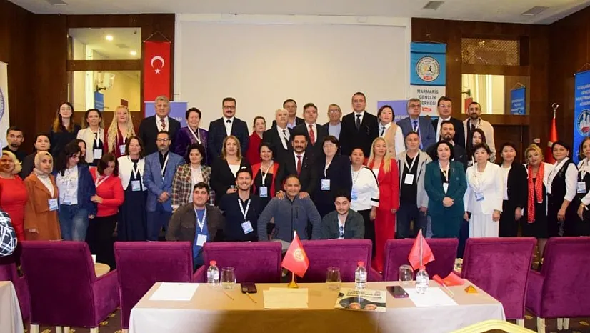 Marmaris'te gençliğin geleceği konuşuldu