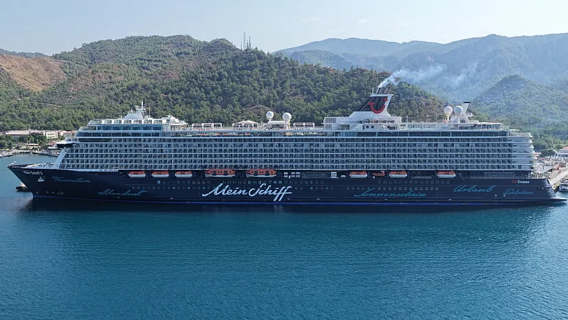'Mein Schiff 5' kruvaziyeriyle Marmaris'e 2 bin 768 turist geldi