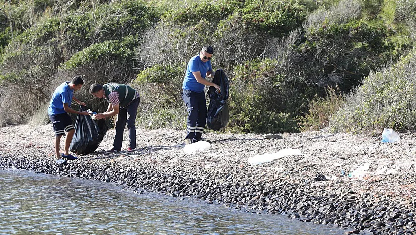 Muğla Büyükşehir'den Gökova ve Göcek'te Kapsamlı Kıyı Temizliği