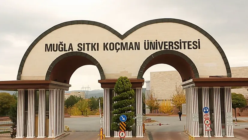 Stephen Mitchell MSKÜ'ye Geliyor