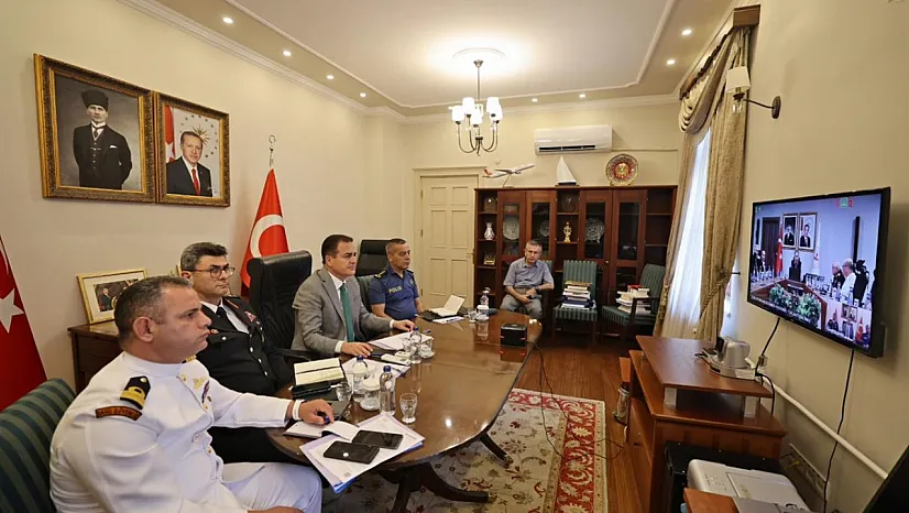 Vali Akbıyık, videokonferans toplantısına katıldı