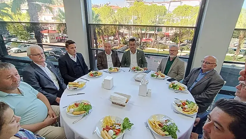 AK Parti Fethiye teşkilatı, Muhtarlar Günü dolayısıyla muhtarlarla buluştu