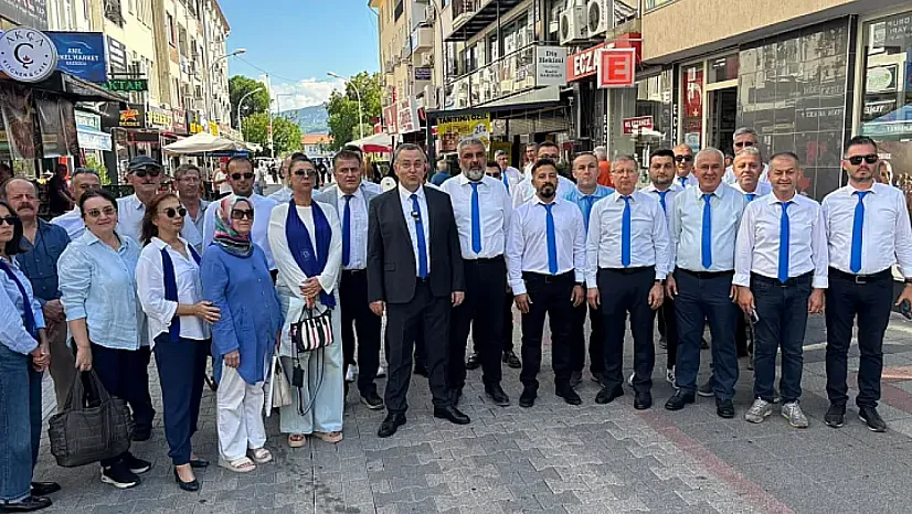 Başkan Çıralı Çarşıda Üyelerle Buluştu