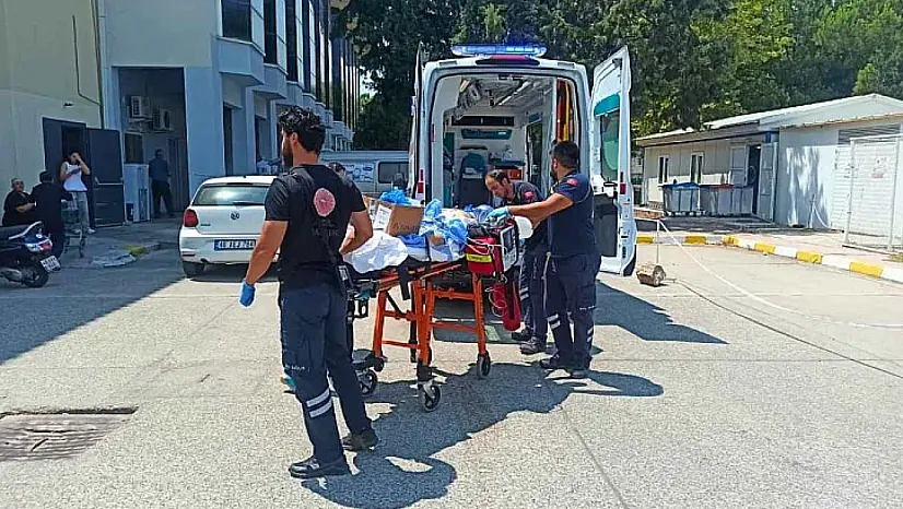 Yangın nedeniyle tahliye edilen 45 hastanın 16'sı Fethiye Devlet Hastanesi'ne nakledildi
