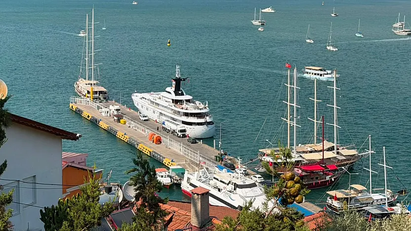 65 Metrelik Süper Yat White Rose of Drachs Fethiye'de