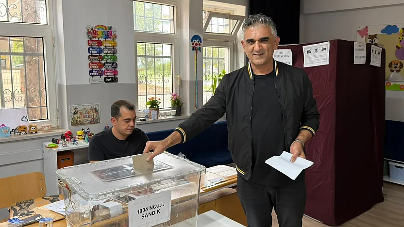 Abuzer Kartal Oyunu Kullandı