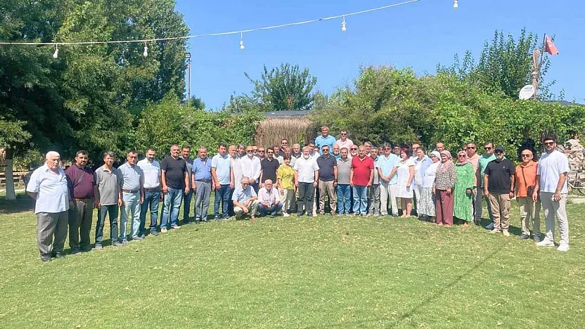 AK Parti Fethiye Teşkilatı mahalle başkanlarıyla bir araya geldi