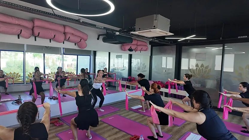 Bodrum Belediyesinin pilates dersleri devam ediyor