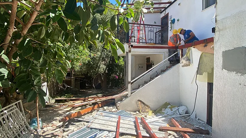 Bodrum'da kaçak olduğu belirlenen 53 yapı yıkıldı