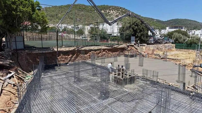 Bodrum'da Sosyal Yaşamı Güçlendirecek Projede İlk Kazma Vuruldu