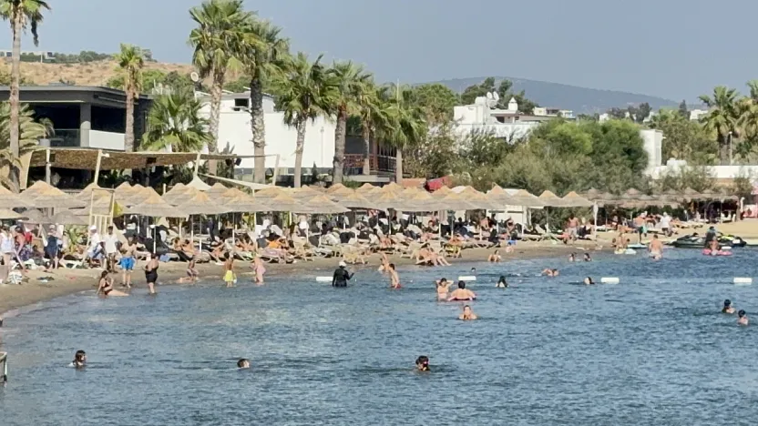 Bodrum'da termometre 40'ı, hissedilen sıcaklık 45'i gördü