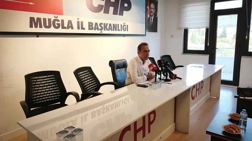 CHP Genel Başkan Yardımcısı Berhan Şimşek Muğla'da görevinden istifa etti