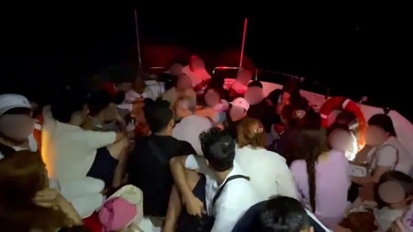 Datça Açıklarında 8'i Çocuk 28 Düzensiz Göçmen Kurtarıldı