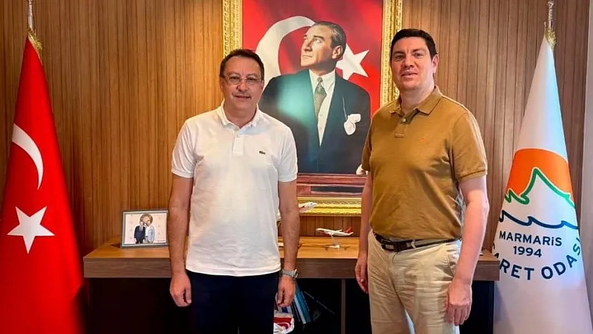 Denizden turist akını Marmaris'te kruvaziyer bereketi yaşanıyor