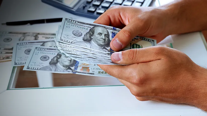 Dolar ve Euro güne nasıl başladı? 8 Ekim 2026 döviz fiyatları