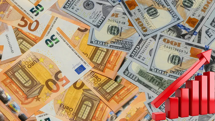 Dövizde hareketlilik sürüyor: Dolar ve Euro kaç TL oldu?