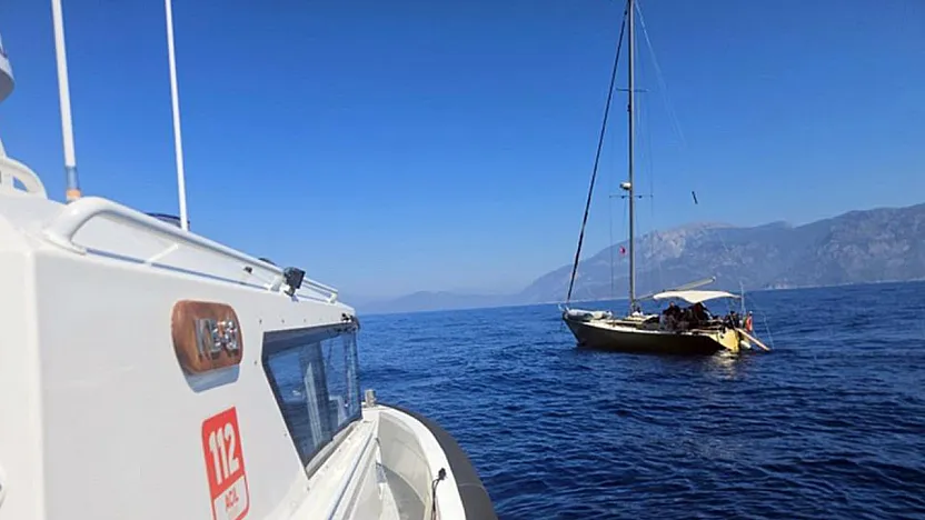 Fethiye Açıklarında Yelkenli Teknede 64 Düzensiz Göçmen Yakalandı
