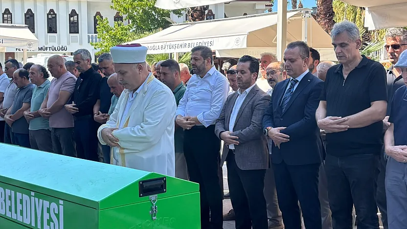 Fethiye'de Esnaf Durmuş Sönmez Son Yolculuğuna Uğurlandı