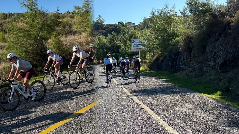 Fethiye'de güneşli sonbahara pedal çeviriyorlar