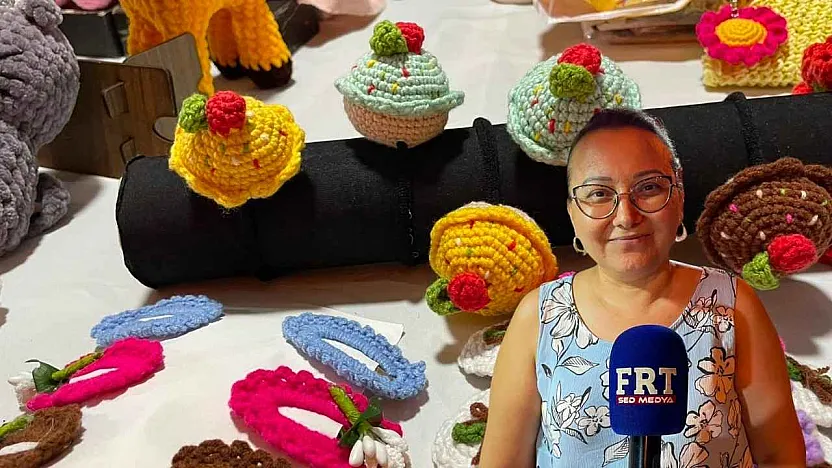 Fethiye'de Kanser Tedavisi Gören Nurşen Akkaya'nın Örgüyle Hayata Tutunma Hikayesi