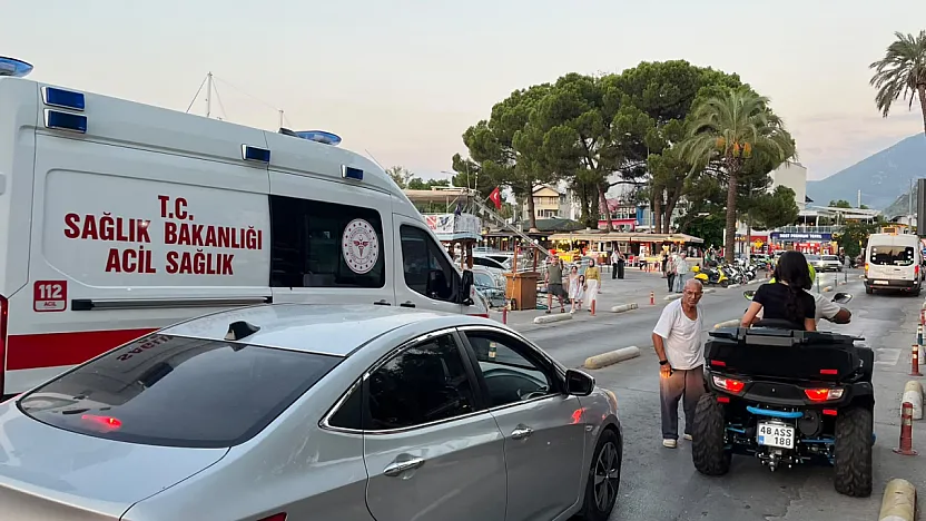 Fethiye'de trafik yoğunluğu ambulansların hastaya ulaşmasını zorlaştırıyor