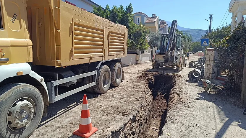 Fethiye'de Tuzla ve Menteşoğlu'nda yağmur suyu hattı çalışmaları başladı