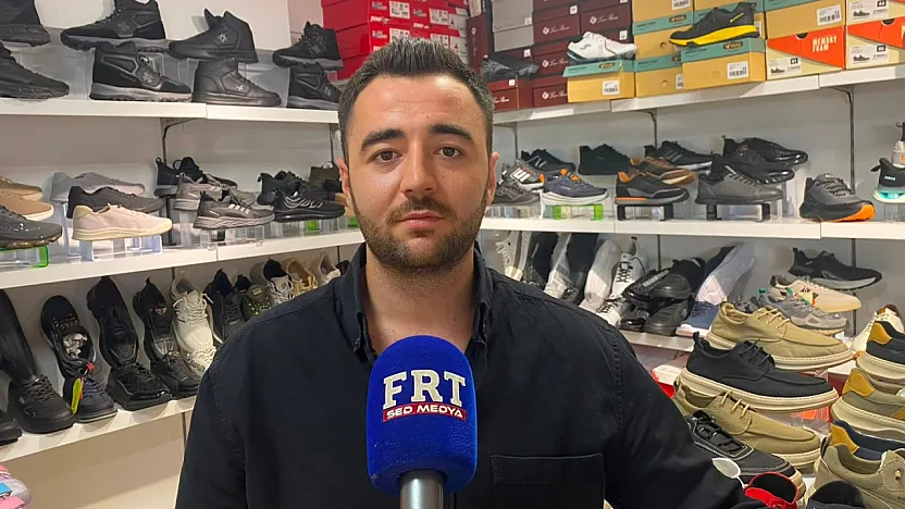 Fethiye'de yazın vazgeçilmezi fileli ayakkabılar