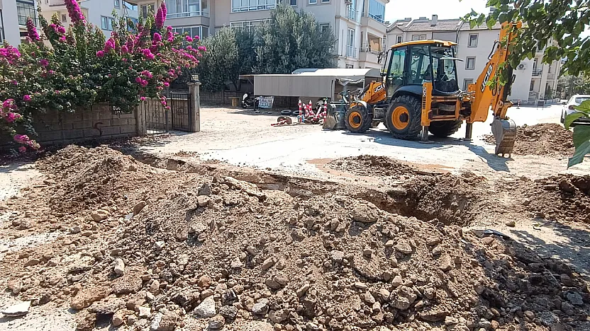 Fethiye Tuzla'da doğalgaz hatları konutlara çekiliyor