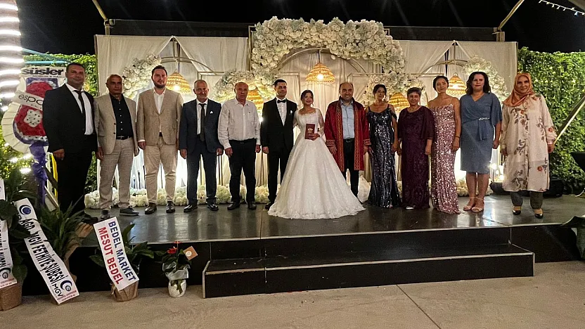 Kandönmez Ailesinin Mutlu Günü