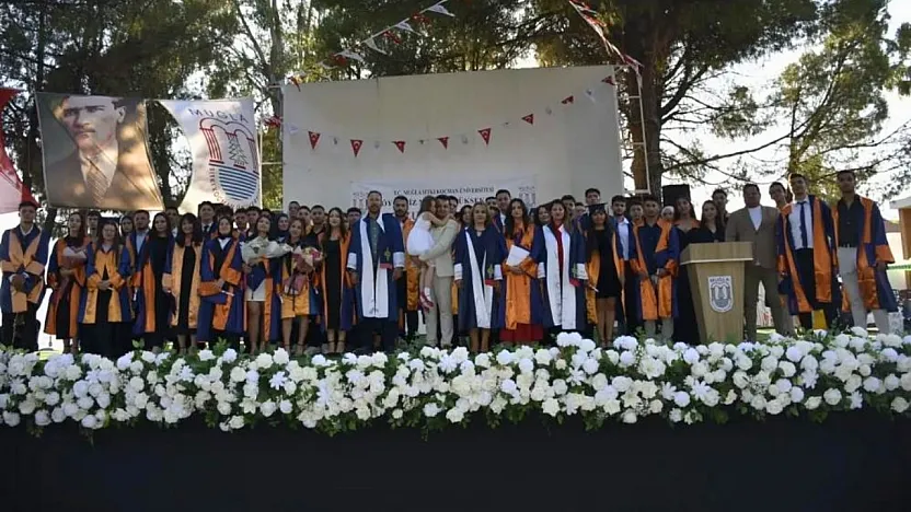 Köyceğiz Meslek Yüksekokulu'nda mezuniyet töreni yapıldı