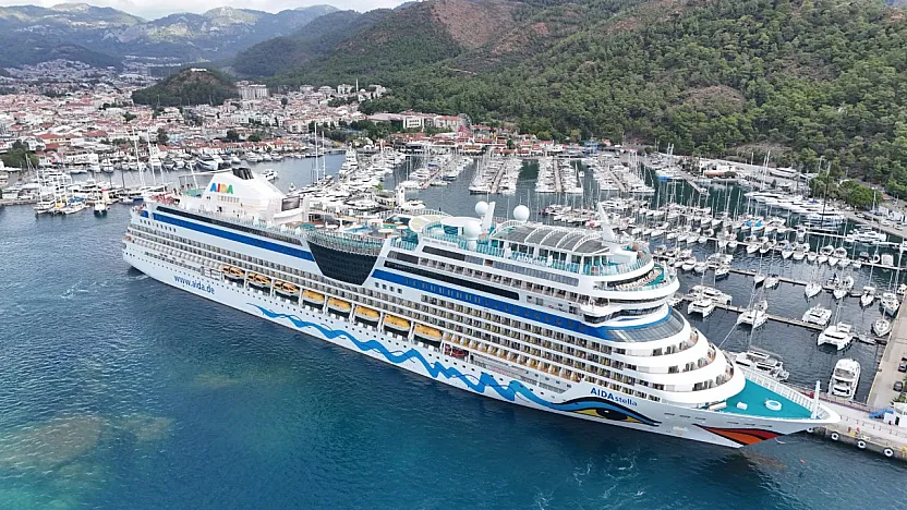 Marmaris'e 'Aida Stella' kruvaziyeri 2 bin 370 turist getirdi