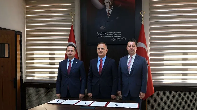 Marmaris Esnaf Odası binasını 15 yıllığına mesleki eğitim için tahsis etti
