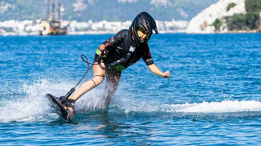 Marmaris'te Motosurf ve Sujeti Şampiyonaları devam ediyor