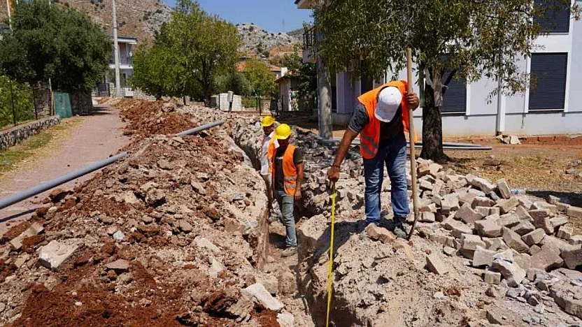 Marmaris Yeşilova Mahallesi'nde içme suyu şebekesi genişletiliyor