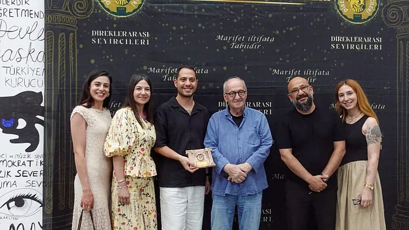 Menteşe Belediye Tiyatrosu'na ensemble ödülü