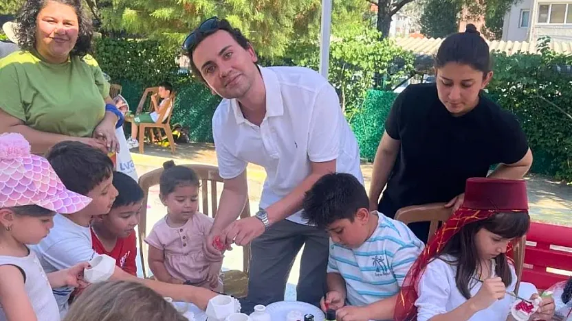 Menteşe'de gönüllü gençler miniklerin mutluluğuna ortak oldu