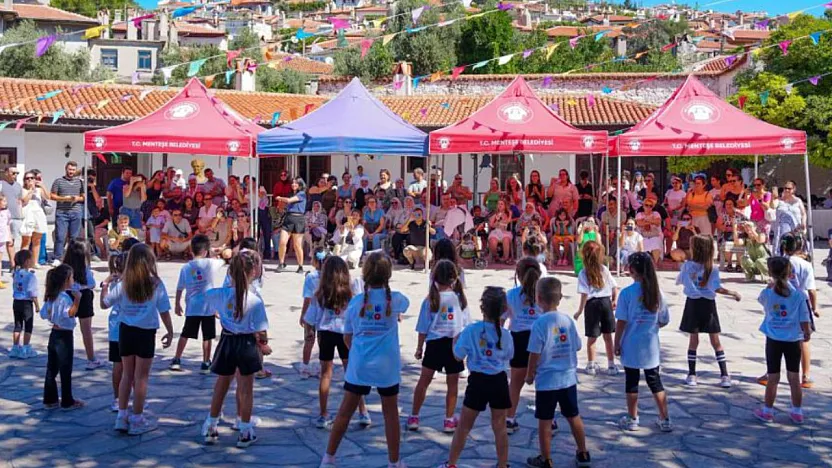 Menteşe'de yaz kursları yılsonu sergisiyle sona erdi