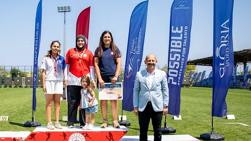 Muğla Büyükşehir okçuları Samsun'da Türkiye şampiyonu