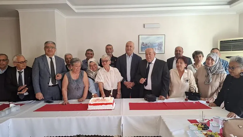 Muğla'da 1 Ekim Dünya Yaşlılar Günü huzurevinde kutlandı