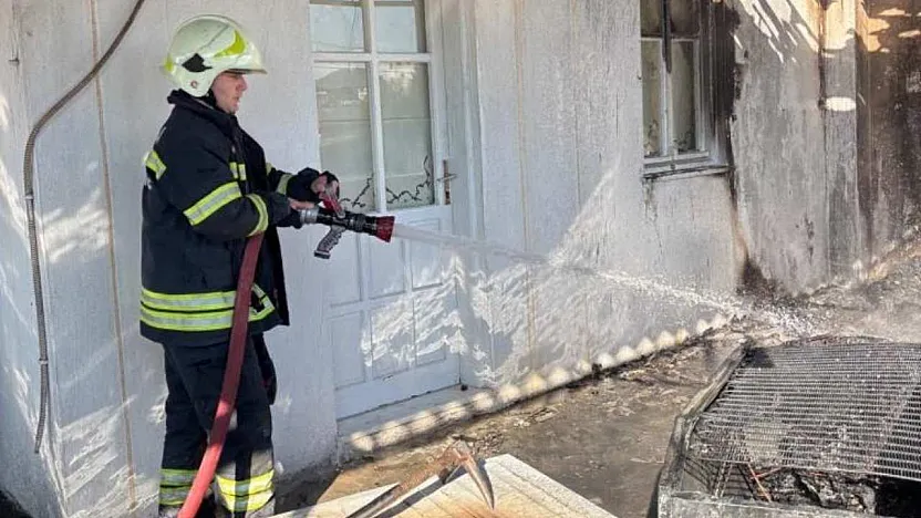 Muğla'da buzdolabından çıkan yangın söndürüldü