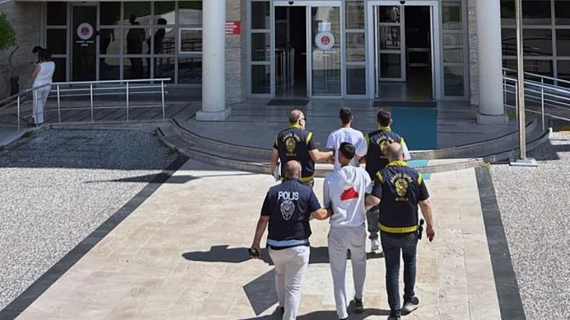 Muğla'da cezaevi firarisi çaldığı motosiklette yakalandı