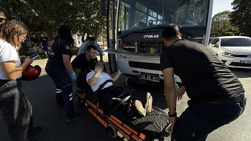 Muğla'da elektrikli bisiklet otobüsün altında kaldı: 1 yaralı