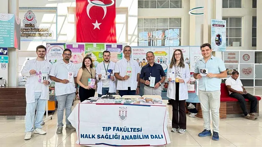 Muğla'da Halk Sağlığı Haftası kapsamında bilgilendirme standı kuruldu
