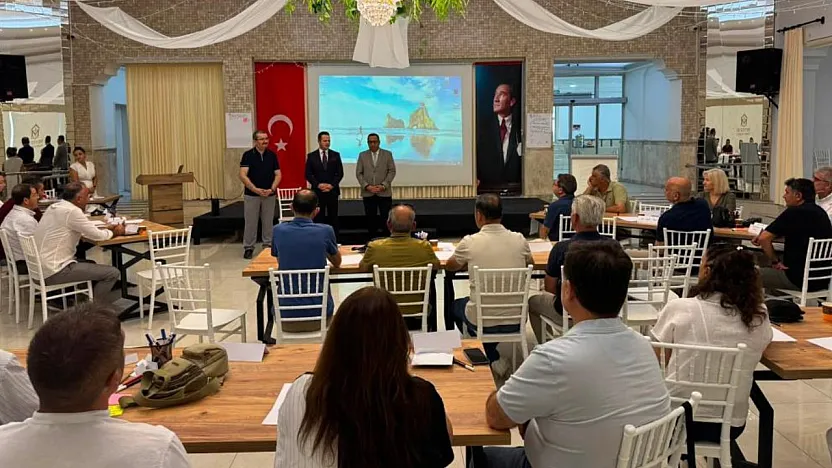 Muğla'da okul müdürlerine 'etkili okul yönetimi' semineri