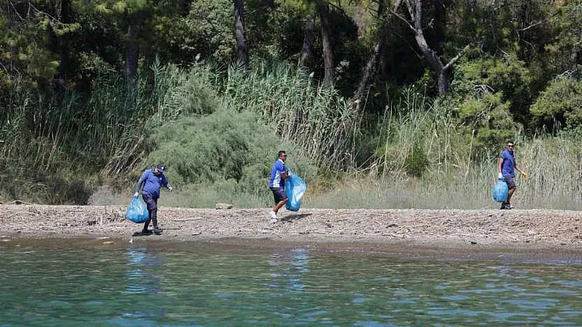 Muğla'nın Cennet Koylarında 306 Tonluk Temizlik