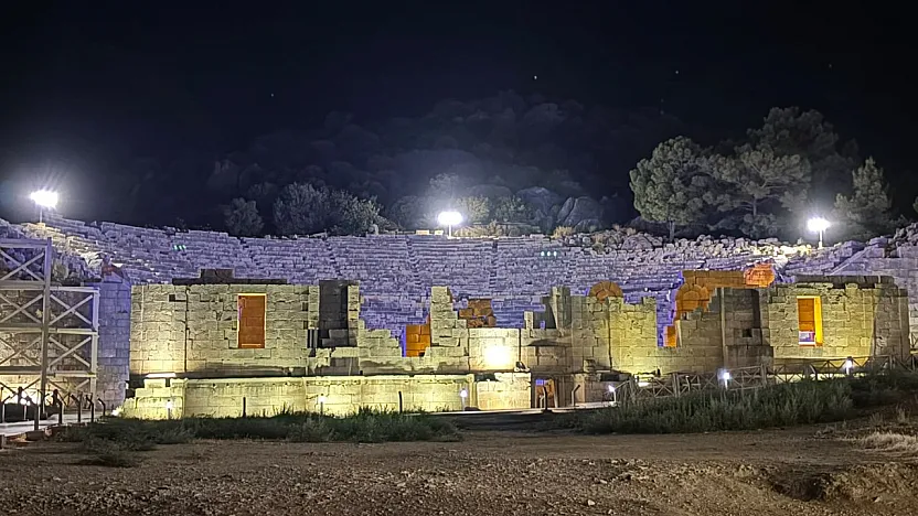 Patara'da Tarih Gece de Yaşanıyor
