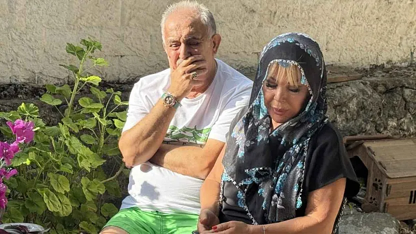 Safiye Soyman oğlunun mezarı başında gözyaşlarına boğuldu