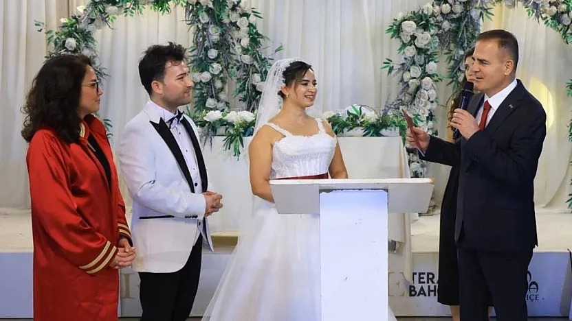 Vali Akbıyık, şehit ailesinin mutlu gününde nikâh şahidi oldu