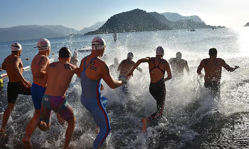 27. Uluslararası Arena AquaChallenge Yüzme Şampiyonası, Marmaris'te başladı